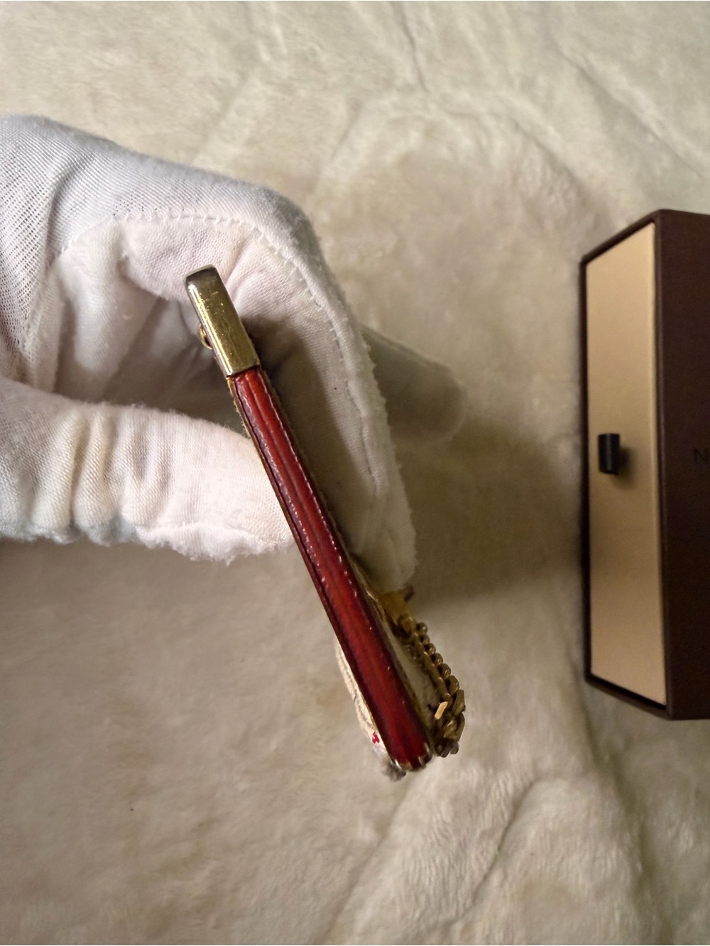 Louis Vuitton Murakami Multicolor Monogram Key Cles with Gold Hardware - Picture 7 of 16